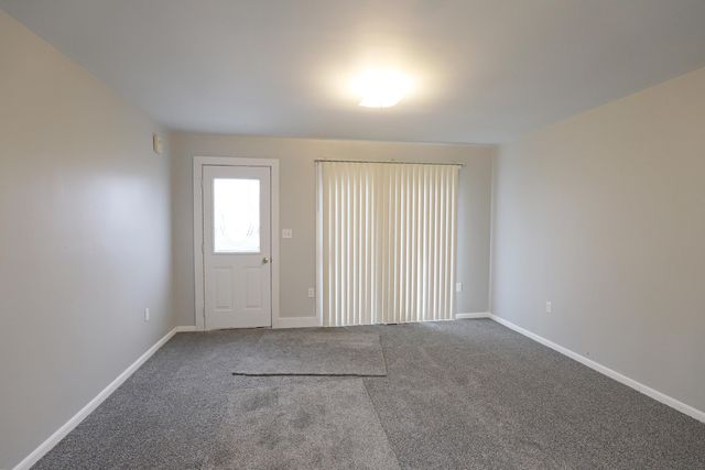 1450 Carman Street, Burton, MI 48529