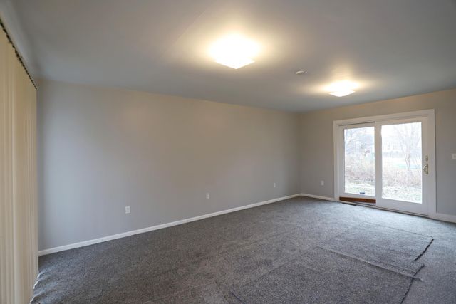 1450 Carman Street, Burton, MI 48529