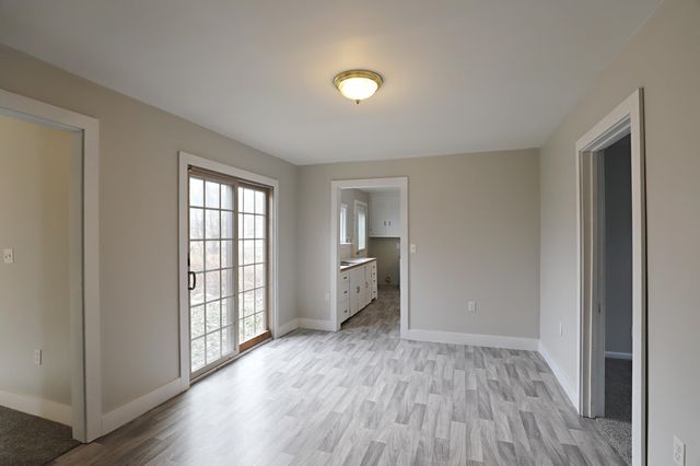 1450 Carman Street, Burton, MI 48529