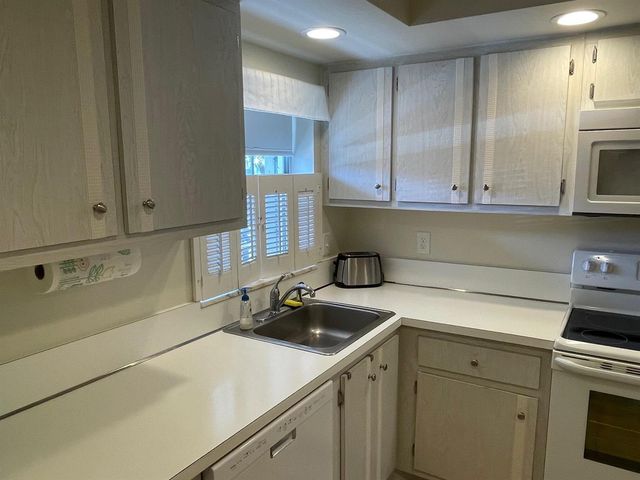 1190 W Sugar Sands Boulevard 514, Singer Island, FL 33404