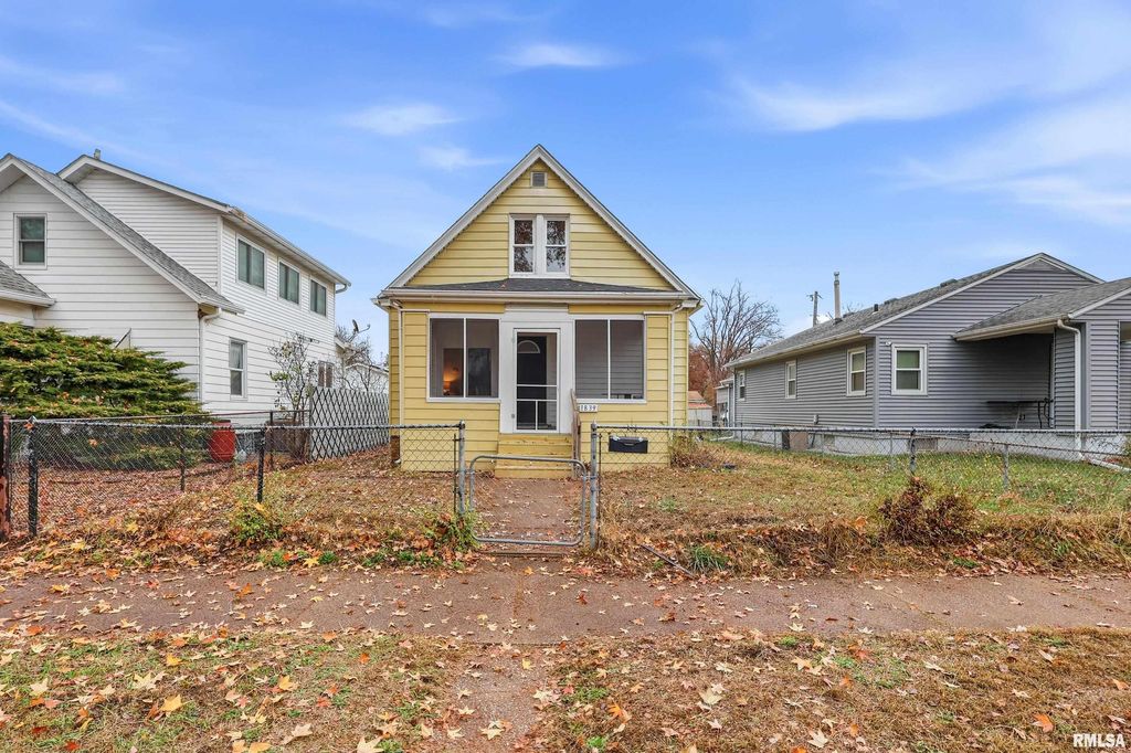 1839 7TH Street, Rock Island, IL 61201