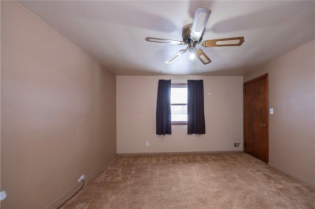 204 Pike St, Penn Hills, PA 15235