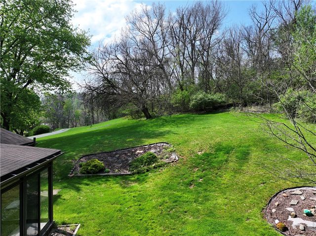 204 Pike St, Penn Hills, PA 15235