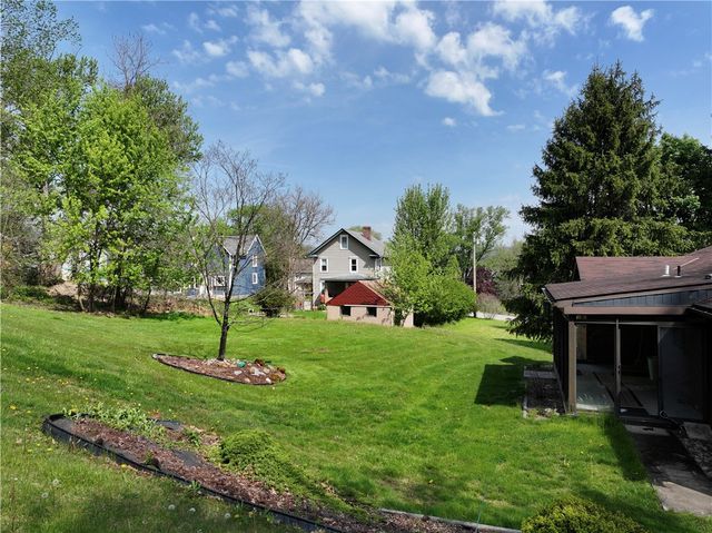 204 Pike St, Penn Hills, PA 15235