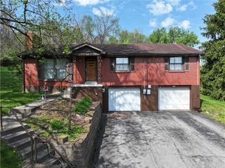 204 Pike St, Penn Hills, PA 15235