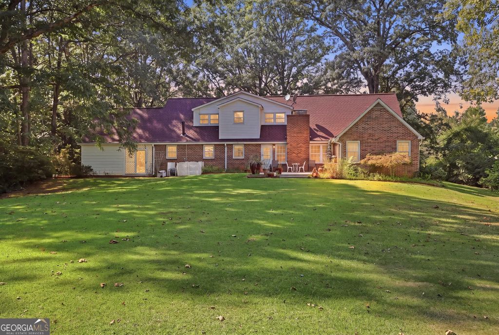 400 Harris Street, Toccoa, GA 30577 — photo 2
