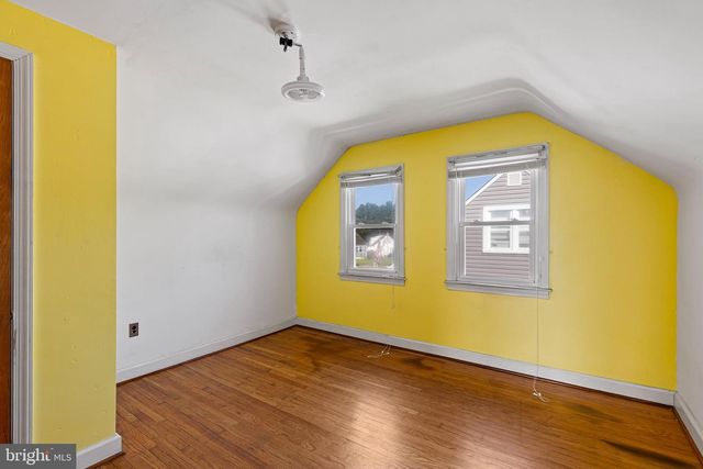 4101 CHANDLER DR, Brookhaven, PA 19015
