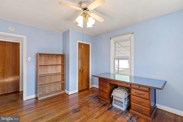 4101 CHANDLER DR, Brookhaven, PA 19015
