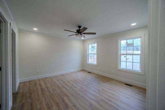 478 Hickory Ln, Sparta, TN 38583