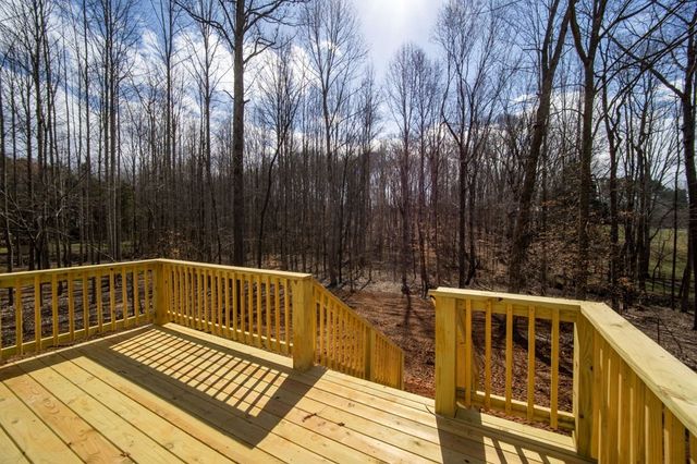 478 Hickory Ln, Sparta, TN 38583