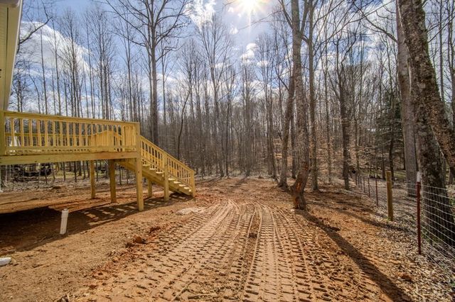 478 Hickory Ln, Sparta, TN 38583