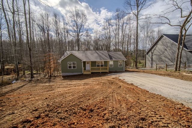 478 Hickory Ln, Sparta, TN 38583