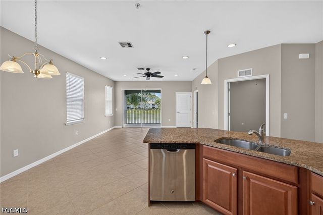 18268 Creekside Preserve LOOP 201, Fort Myers, FL 33908