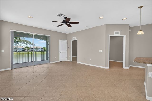18268 Creekside Preserve LOOP 201, Fort Myers, FL 33908