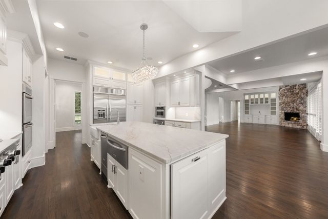 7607 MONTICELLO Parkway, Colleyville, TX 76034