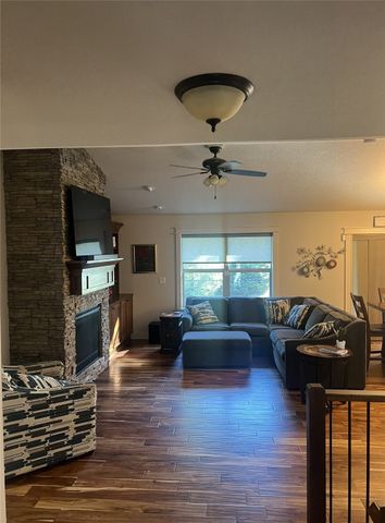 2015 SE Greentree Drive, Waukee, IA 50263