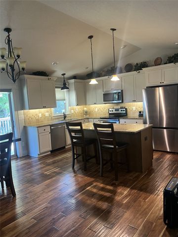 2015 SE Greentree Drive, Waukee, IA 50263