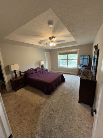 2015 SE Greentree Drive, Waukee, IA 50263