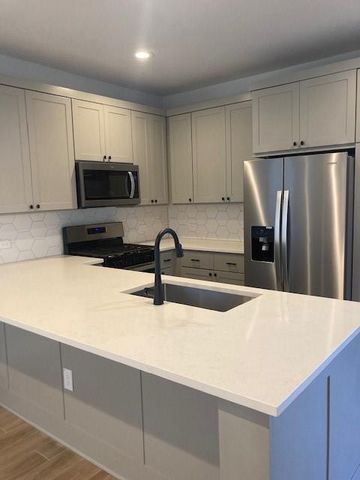 3411 Willow Springs RD B, Austin, TX 78704