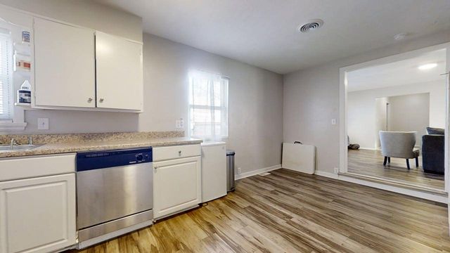 1009 N Prospect Avenue, Champaign, IL 61820