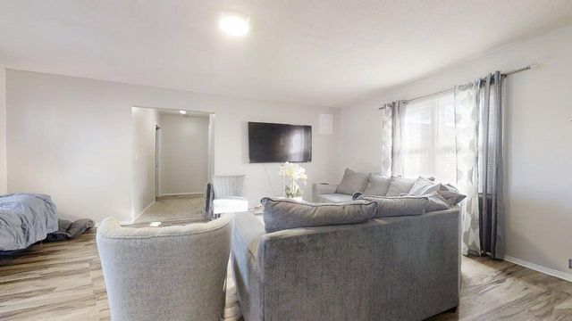 1009 N Prospect Avenue, Champaign, IL 61820