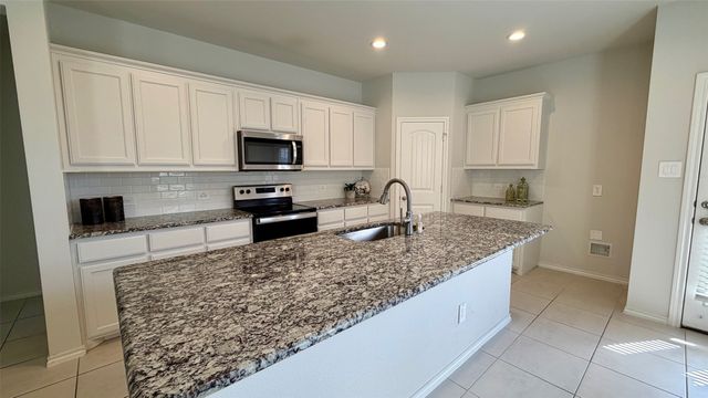 3225 Sedge Grass Drive, Melissa, TX 75454