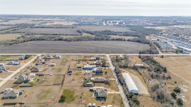 1026 County Road 544, Nevada, TX 75173