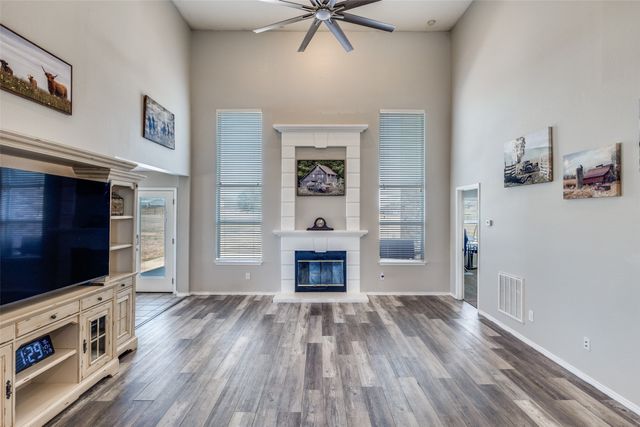 1026 County Road 544, Nevada, TX 75173