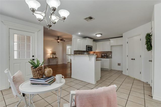 202 N Westminster Way, Mustang, OK 73064