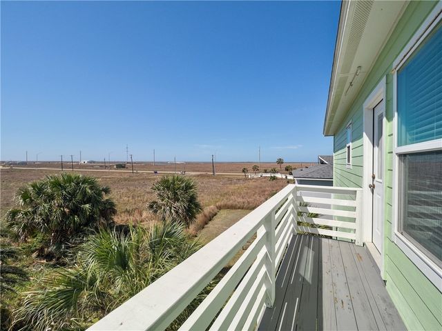 177 La Concha Blvd, Port Aransas, TX 78373