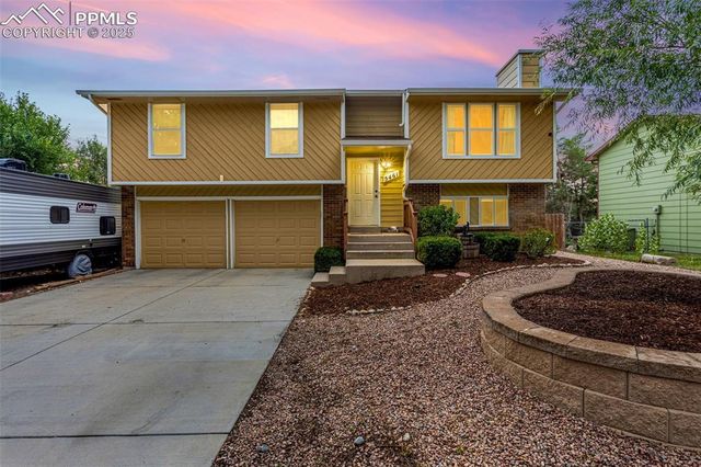 5461 Alteza Drive, Colorado Springs, CO 80917