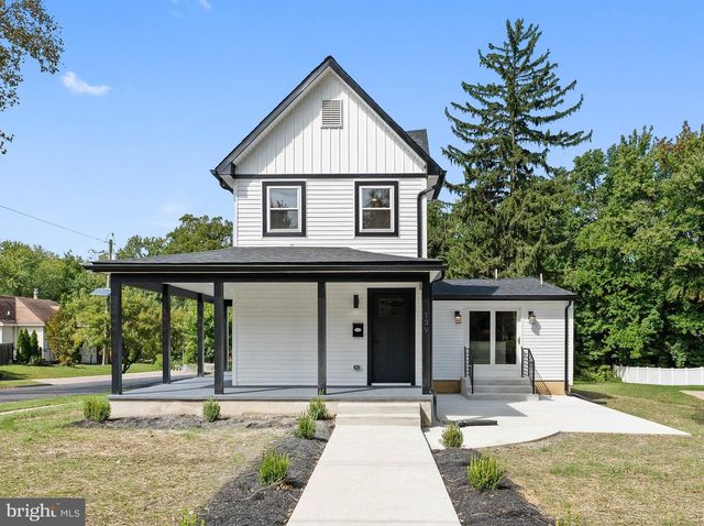 139 ALBANY AVE, Barrington, NJ 08007