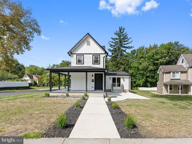 139 ALBANY AVE, Barrington, NJ 08007