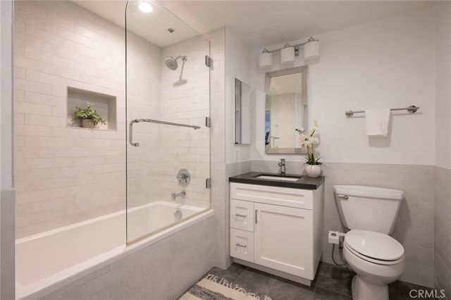 111 S De Lacey Avenue 417, Pasadena, CA 91105