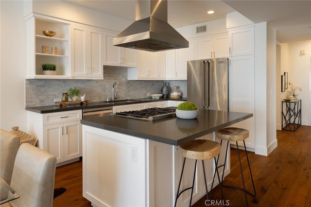 111 S De Lacey Avenue 417, Pasadena, CA 91105