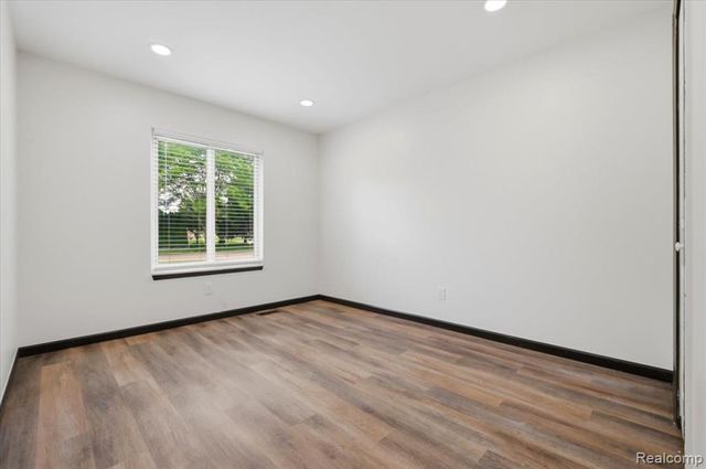 33058 Ione Drive, Sterling Heights, MI 48310