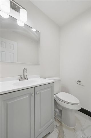 33058 Ione Drive, Sterling Heights, MI 48310