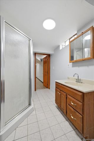 33058 Ione Drive, Sterling Heights, MI 48310