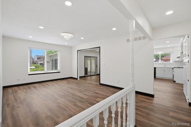 33058 Ione Drive, Sterling Heights, MI 48310