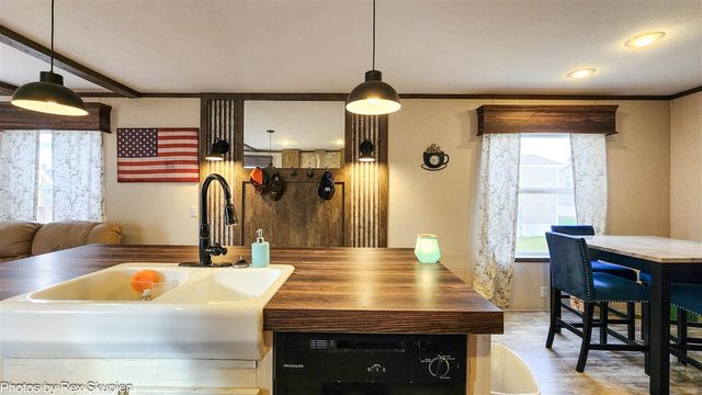 1303 Windridge Lane, Fremont, MI 49412