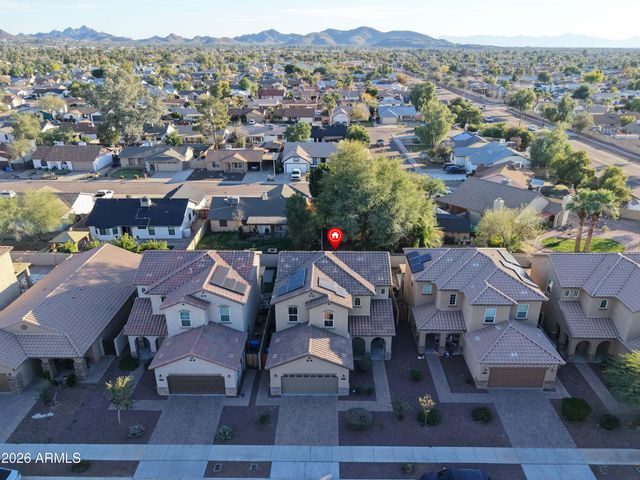 627 W KERRY Lane, Phoenix, AZ 85027