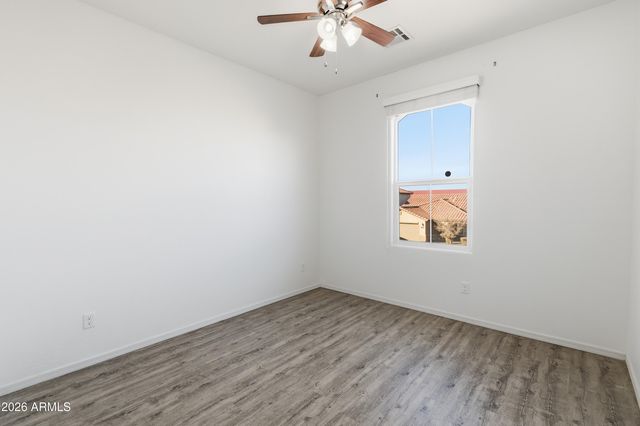 627 W KERRY Lane, Phoenix, AZ 85027