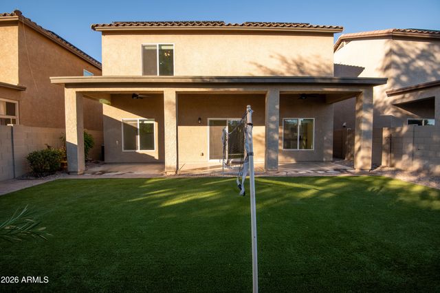 627 W KERRY Lane, Phoenix, AZ 85027