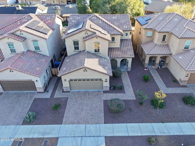 627 W KERRY Lane, Phoenix, AZ 85027