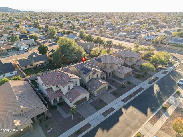 627 W KERRY Lane, Phoenix, AZ 85027