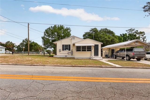 1203 Evanston Street, Sebring, FL 33870