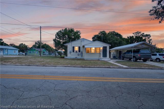 1203 Evanston Street, Sebring, FL 33870