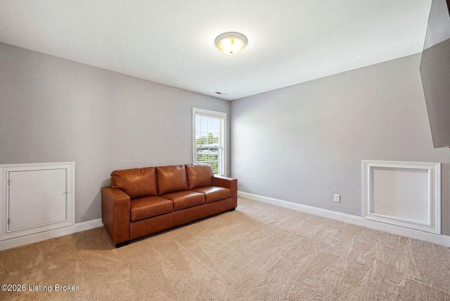 3313 Meadow Bluff Way, Louisville, KY 40245