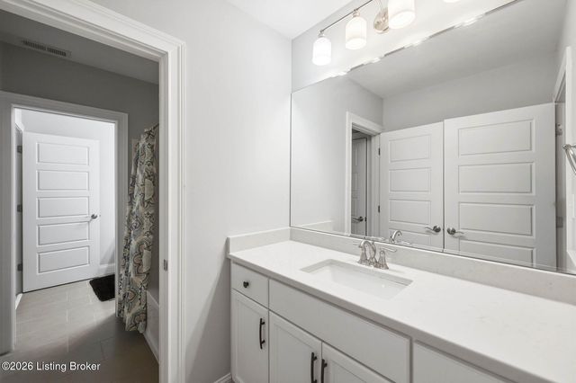 3313 Meadow Bluff Way, Louisville, KY 40245