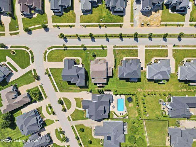 3313 Meadow Bluff Way, Louisville, KY 40245